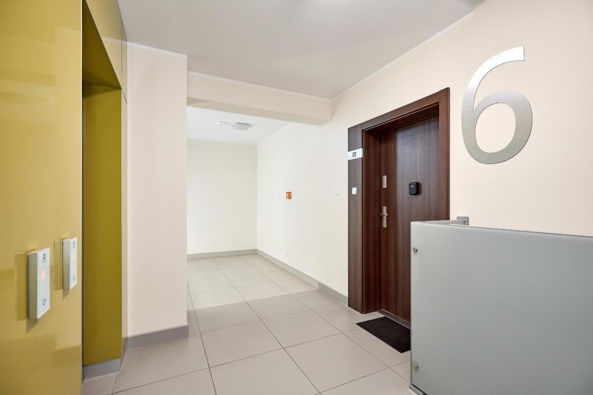 Lasek Marcelinski Comfy Apartment พอซนาน ภายนอก รูปภาพ